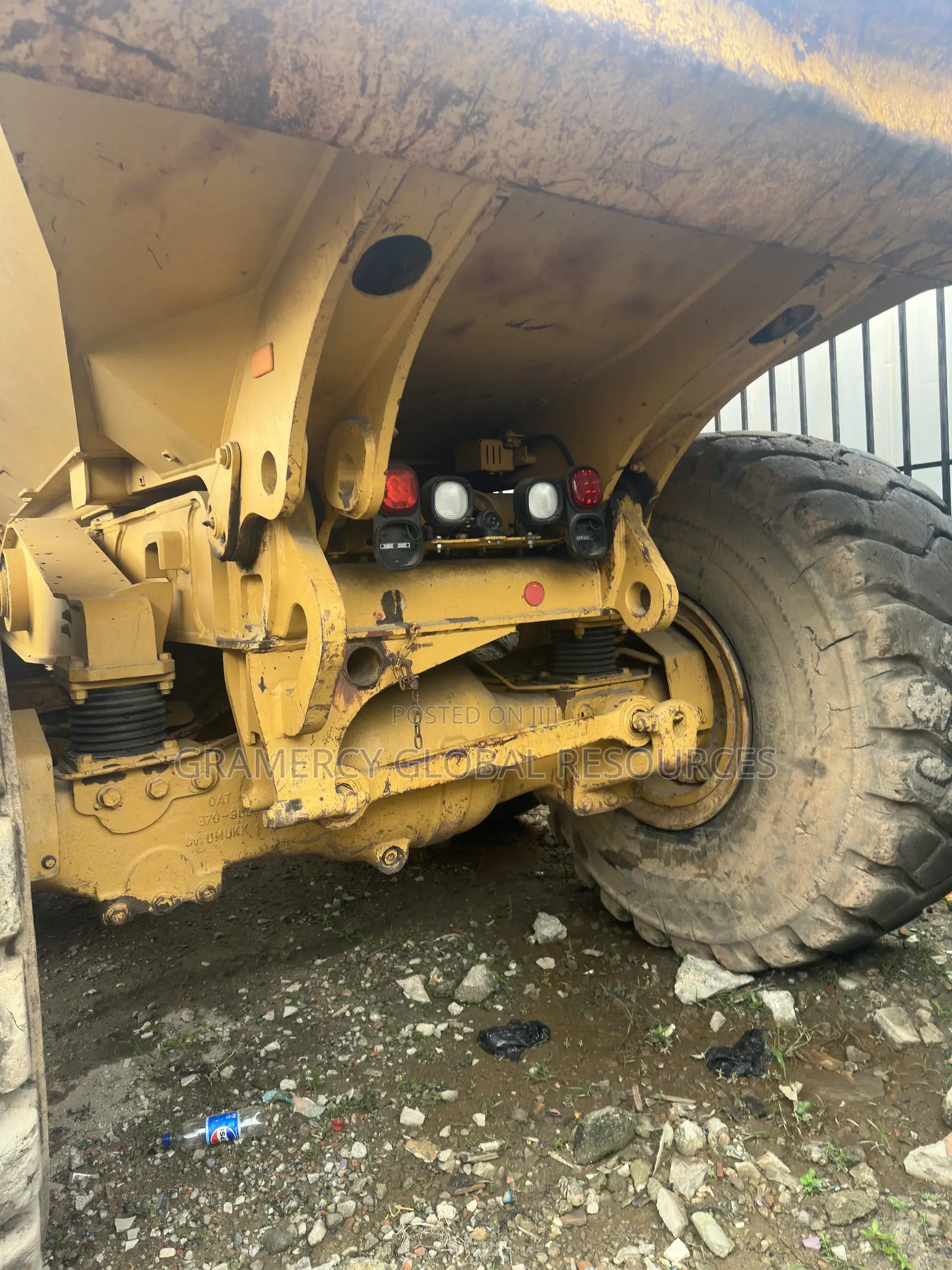 Foreign Used Caterpillar Articulated Dumper Trucks -45tons