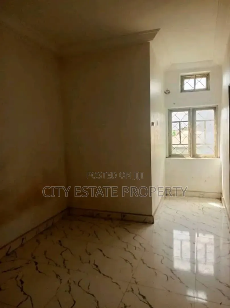 2bdrm Block of Flats in City Estate, Eneka for rent