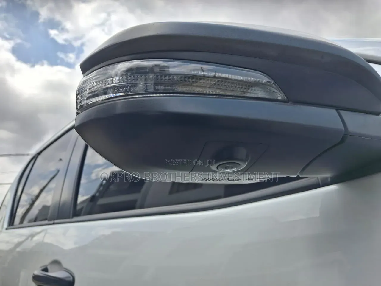 Toyota Hilux 2024 White