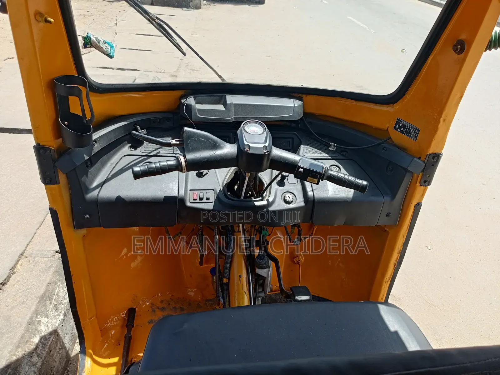 TVS King Cargo 2024 Yellow
