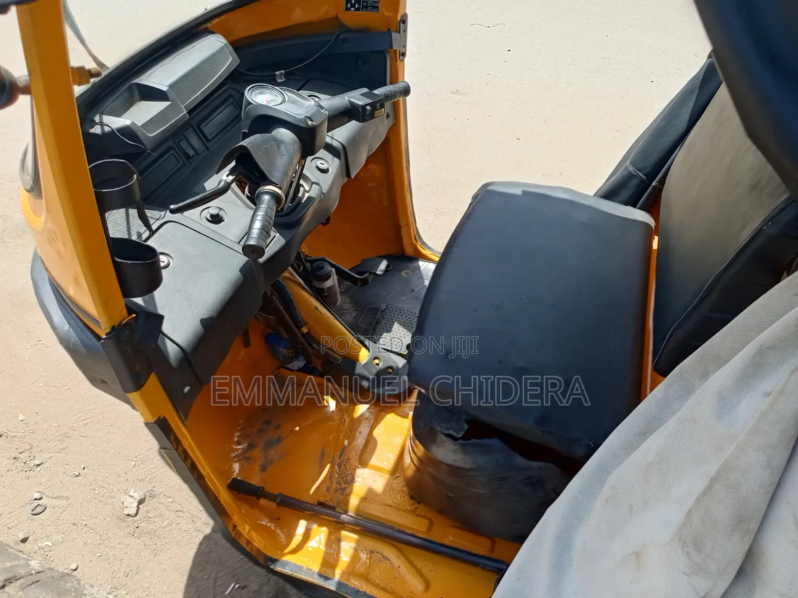 TVS King Cargo 2024 Yellow