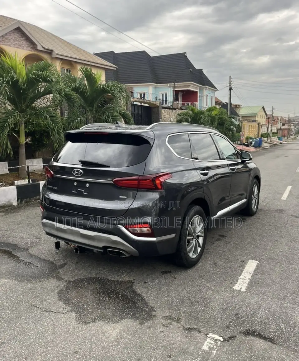 Hyundai Santa Fe SE 2.4 w/SULEV FWD 2020 Gray