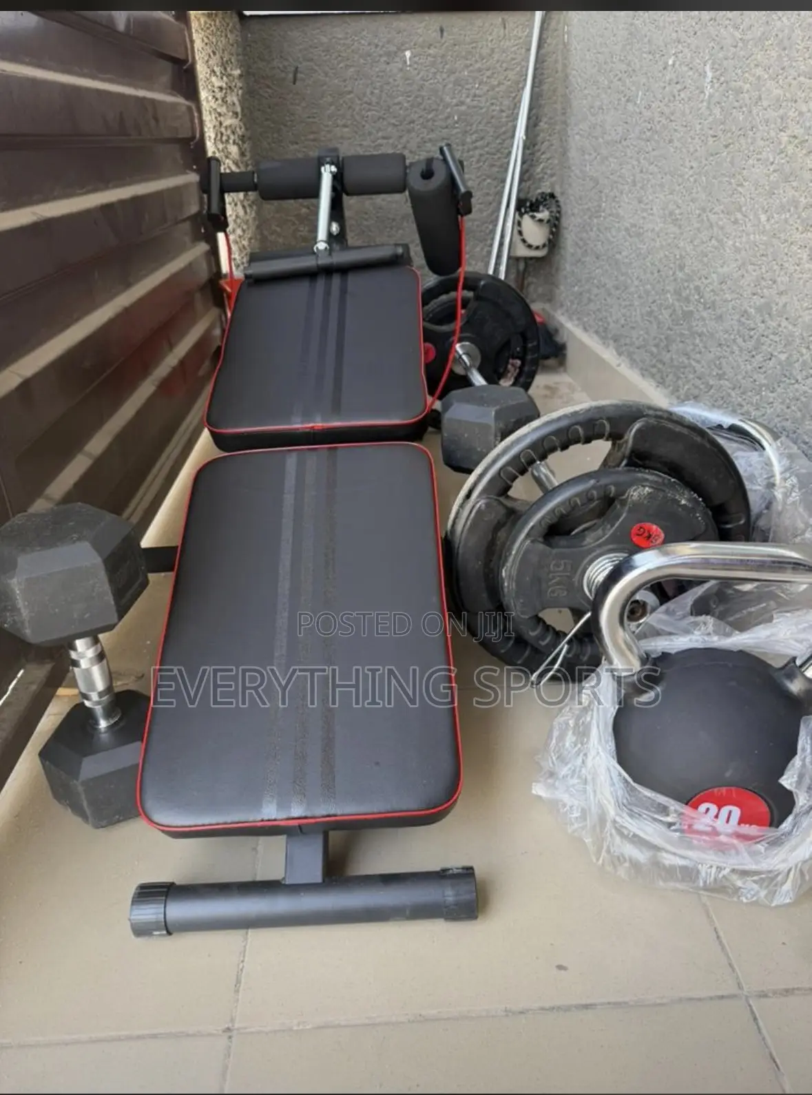 Foldable Sit-Up Bench