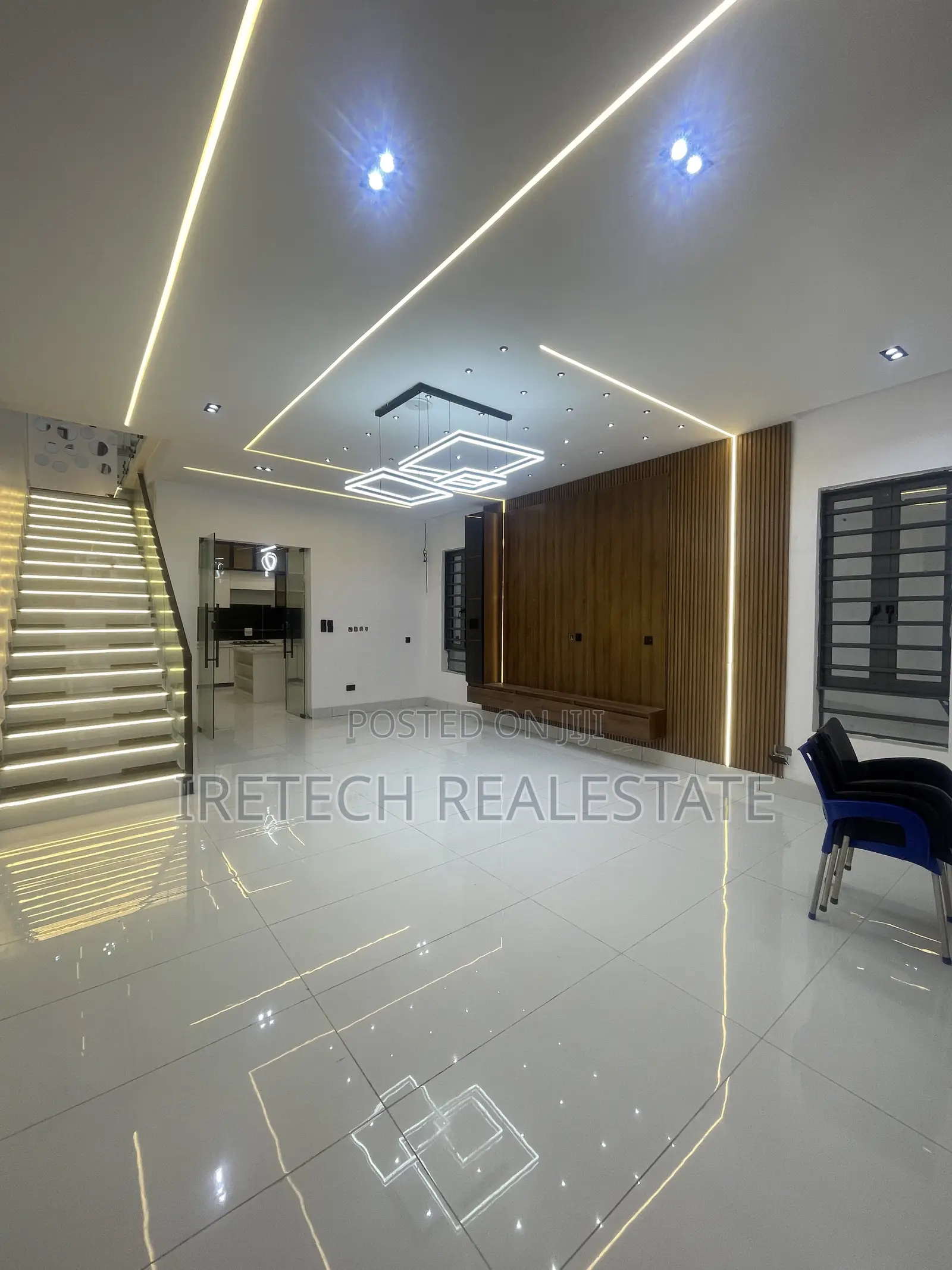4bdrm Duplex in Lekki Palm Estate, Ado / Ajah for sale