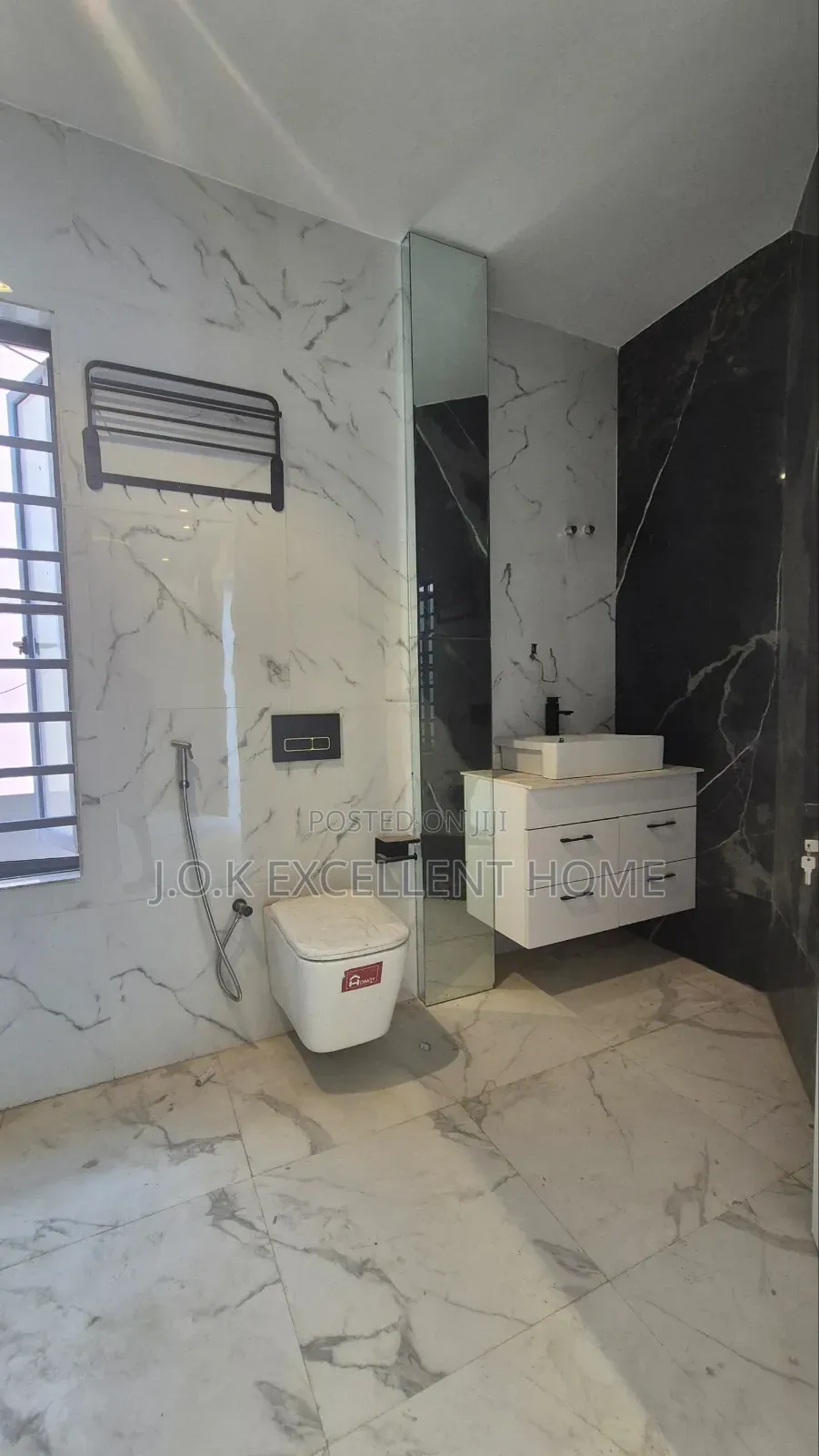 5bdrm Duplex in Ikeja GRA for sale