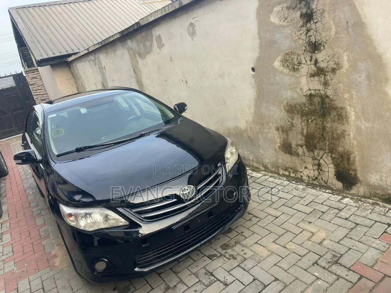 Toyota Corolla LE 4dr Sedan (1.8L 4cyl 4A) 2012 Black