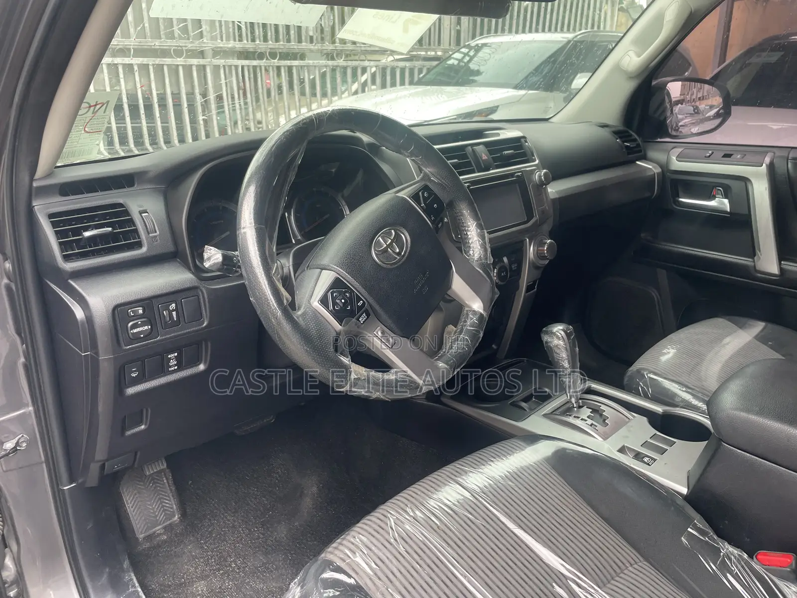 Toyota 4-Runner SR5 4dr 4x4 (4.0L 6cyl 5A) 2016 Gray