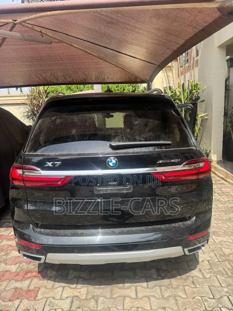 BMW X7 2022 Black
