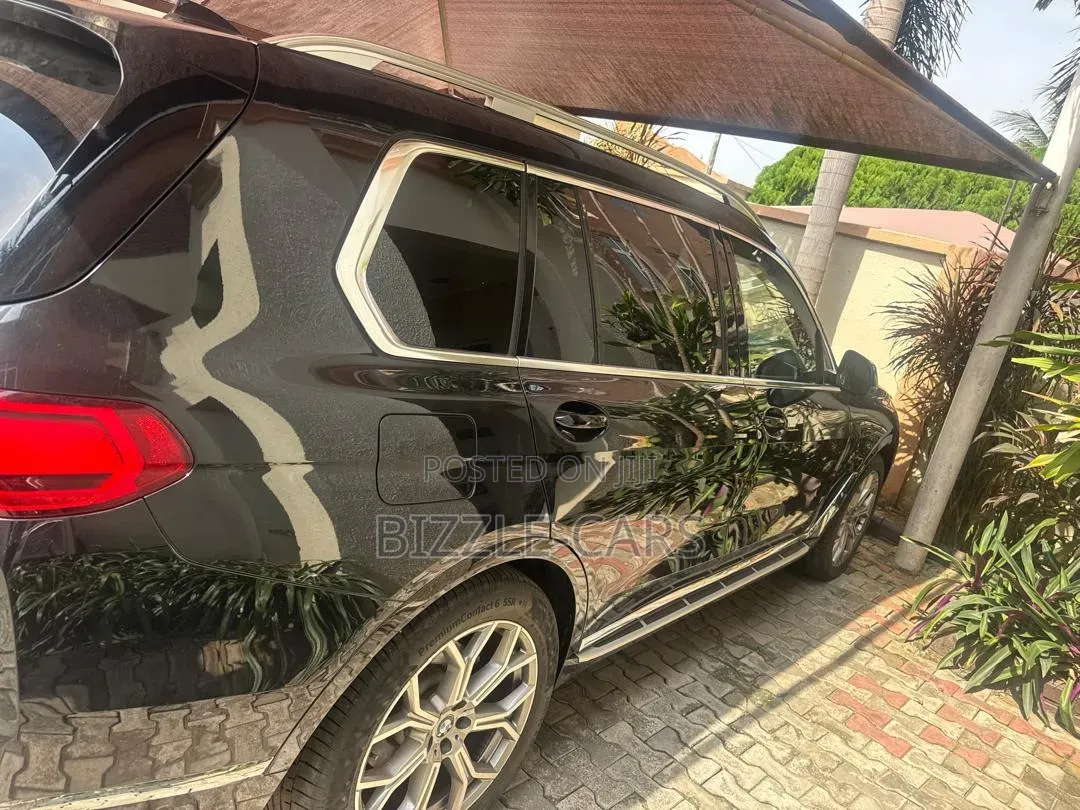BMW X7 2022 Black