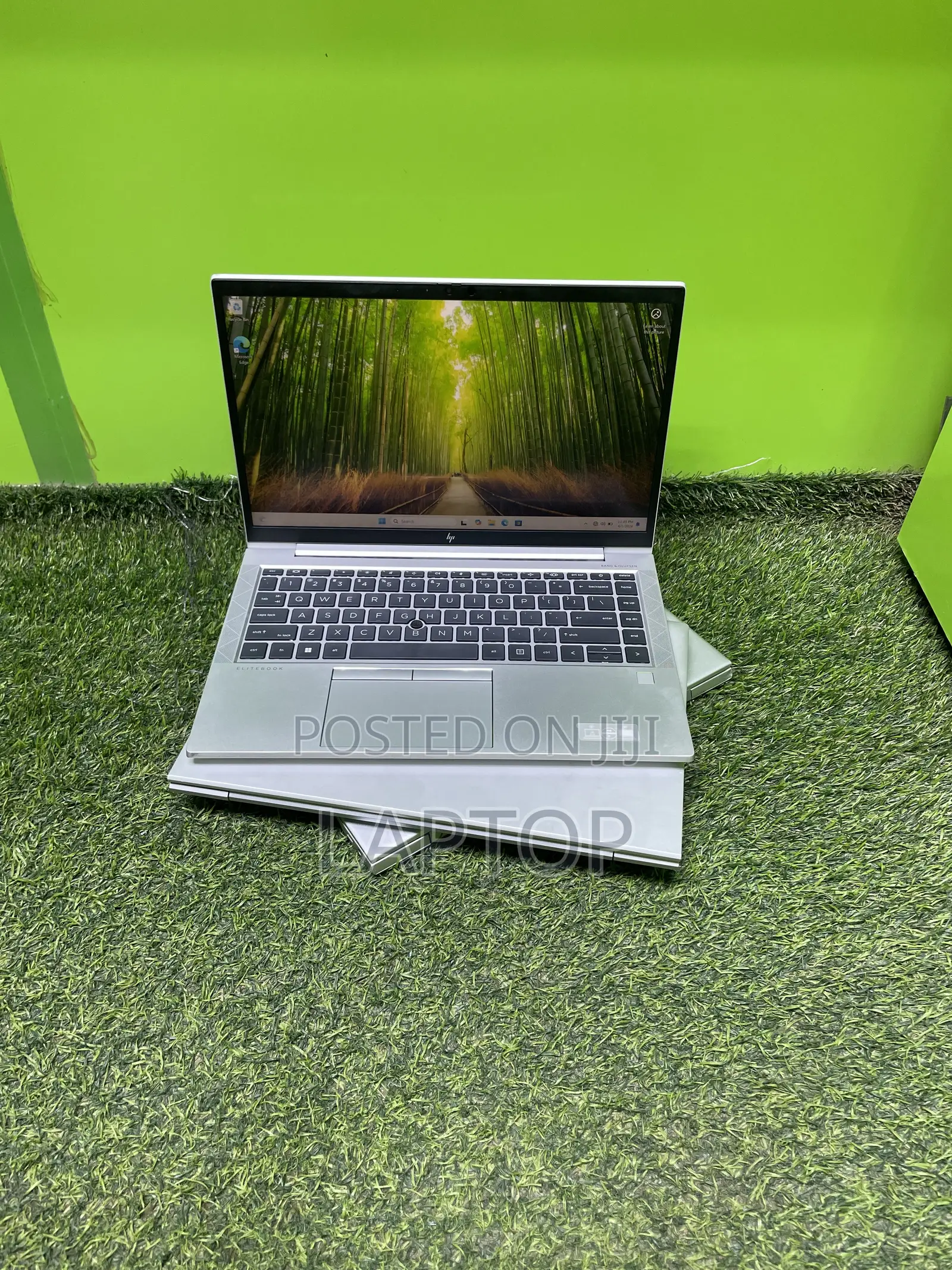 Laptop HP EliteBook 845 G8 8GB AMD Ryzen 3 SSD 256GB