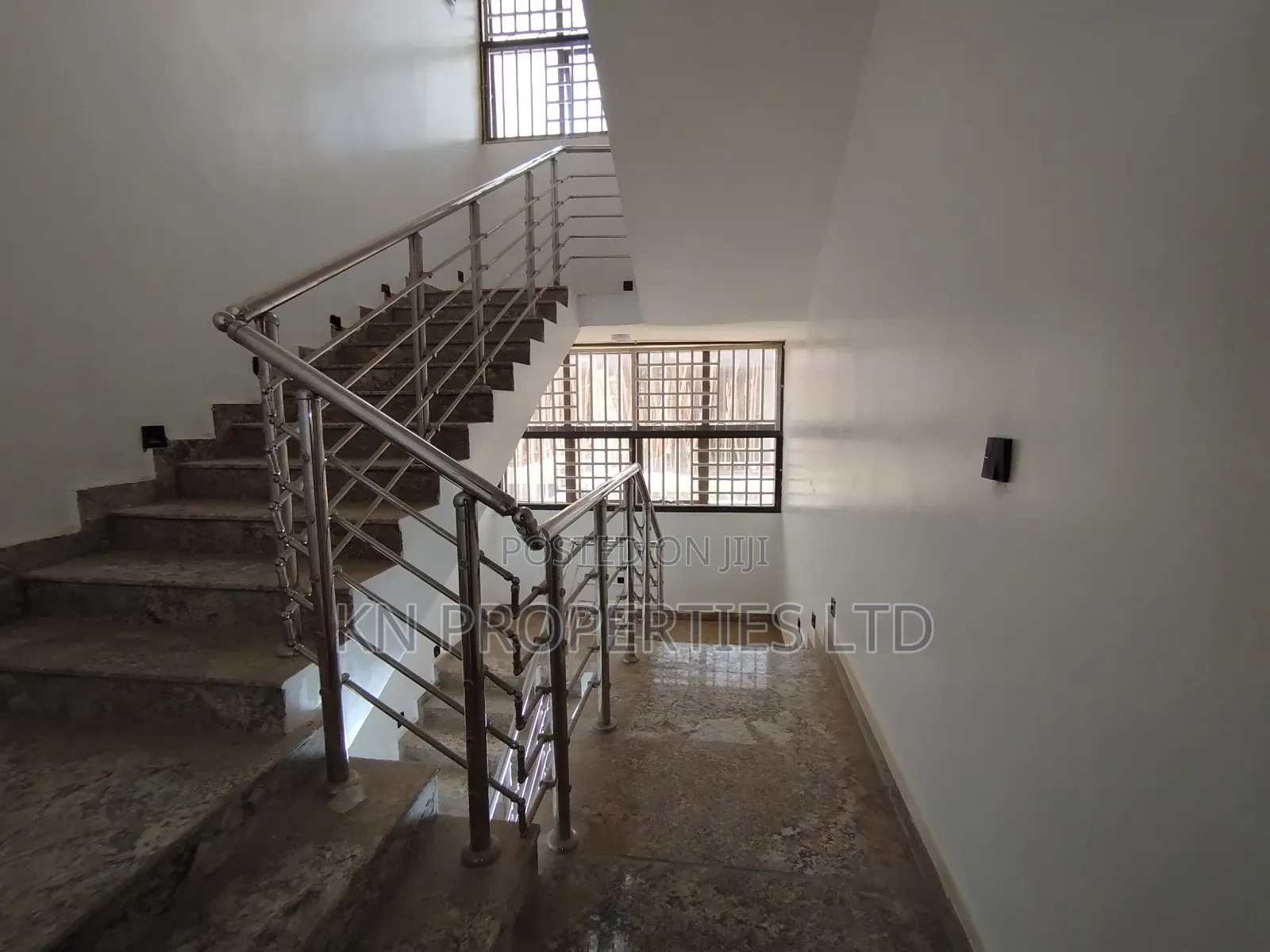 2bdrm Apartment in Penthouse, Guzape District for rent