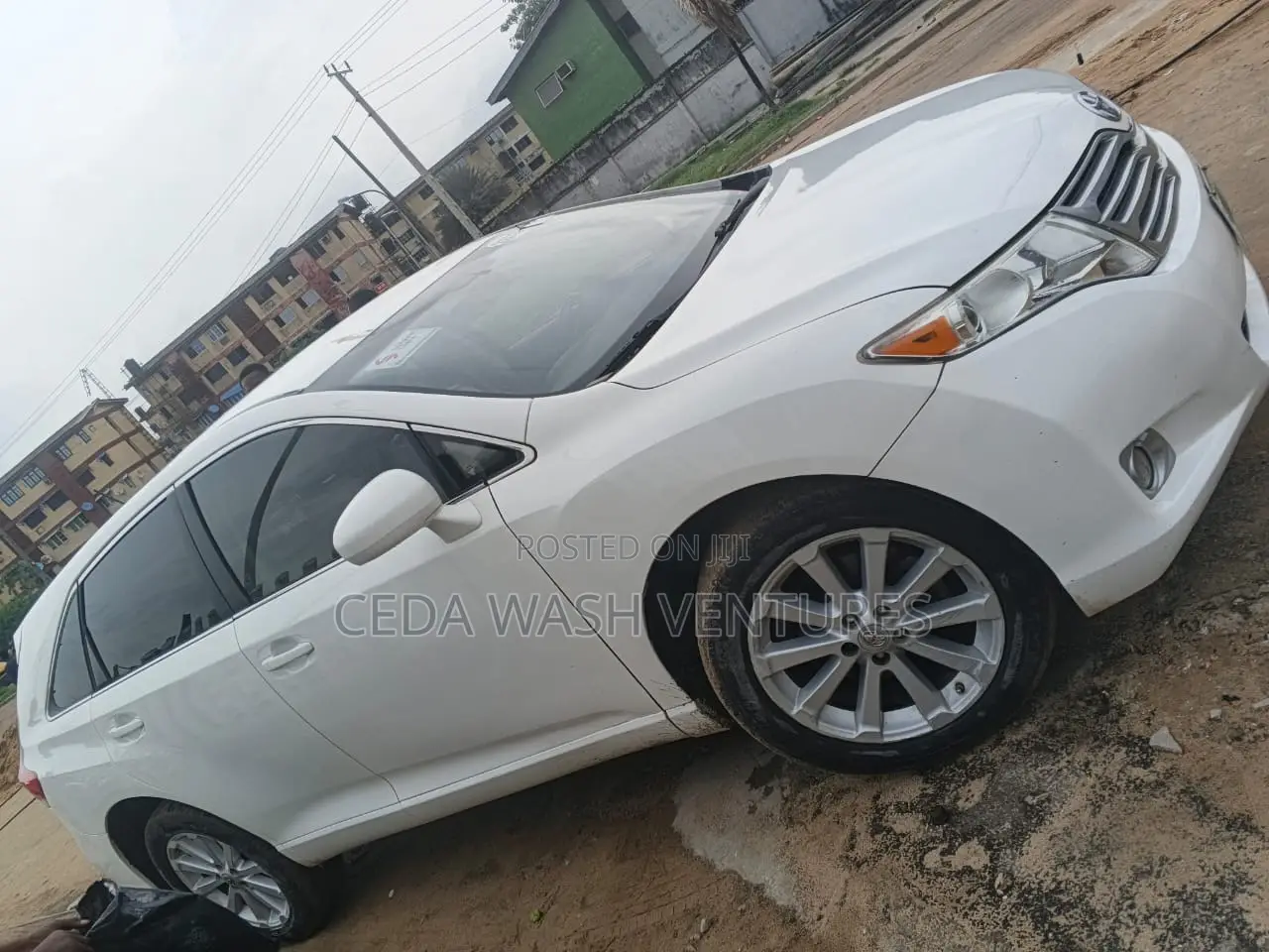 Toyota Venza 2010 White