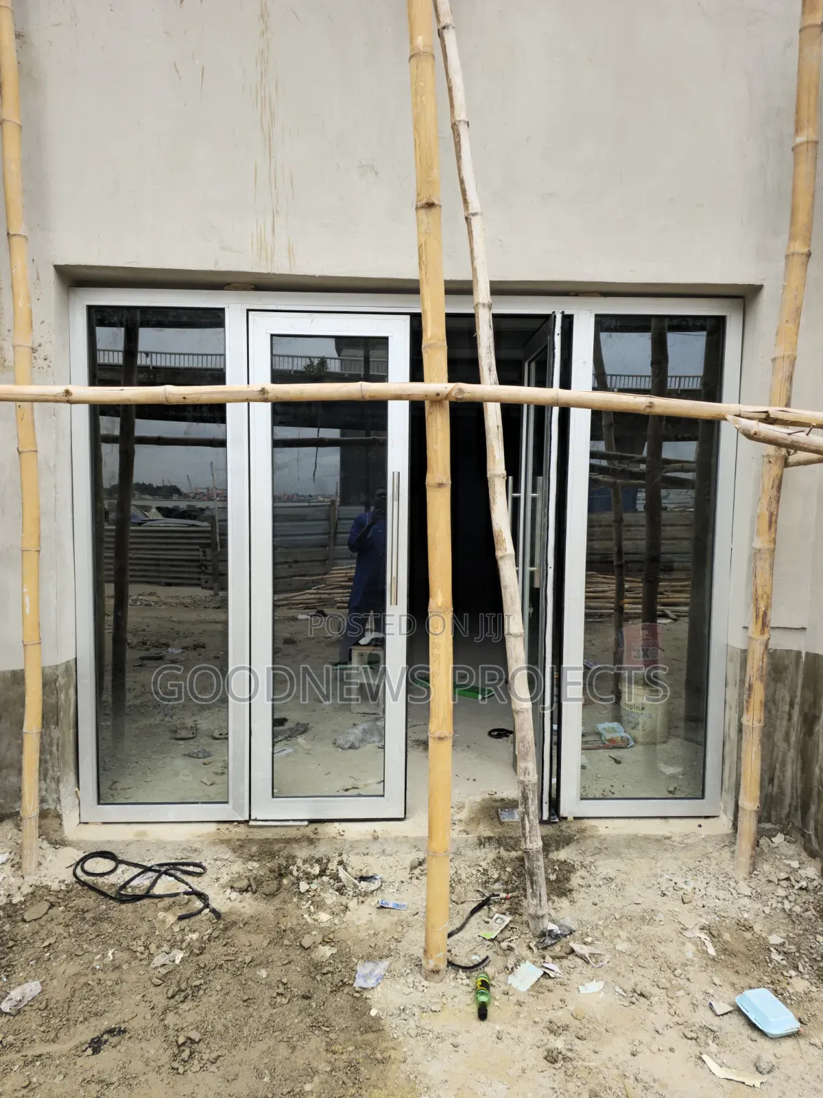 Aluminium Double Swing Door {Both Side Fixed