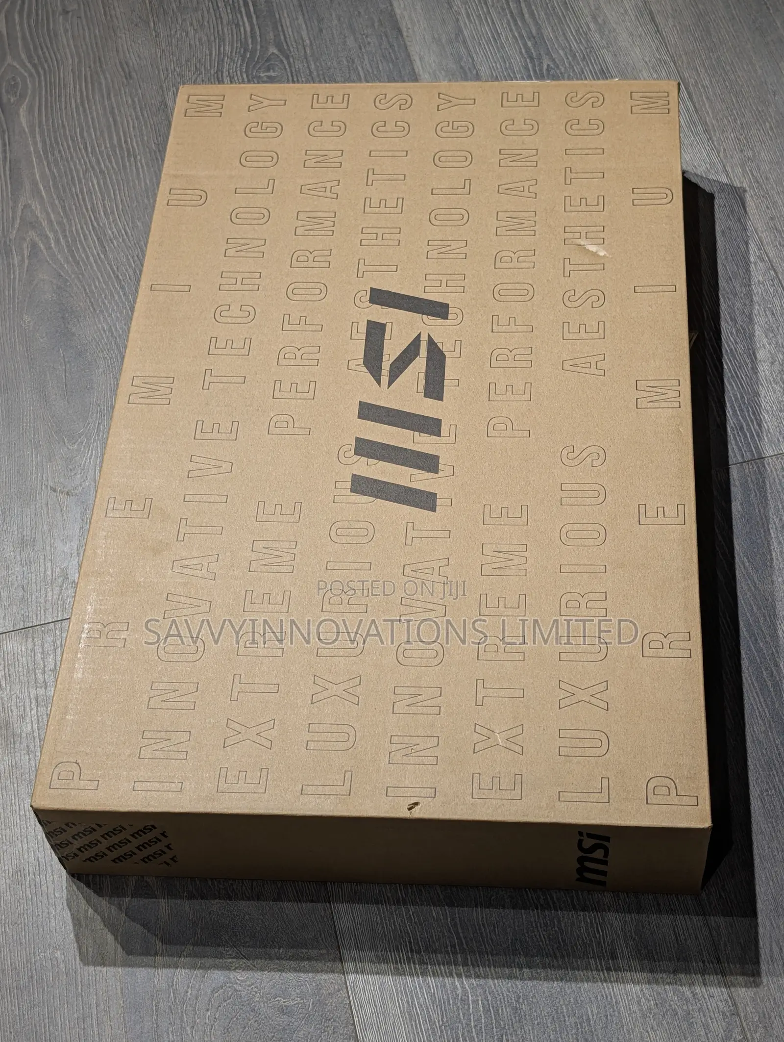 New Laptop MSI Vector 16 HX AI A2XWIG 16GB AMD Ryzen 9 SSD 1T