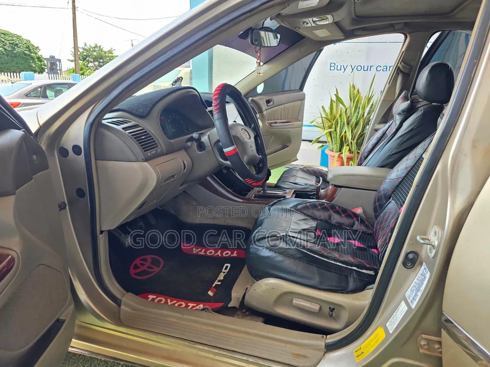 Toyota Camry LE V6 4dr Sedan (3.0L 6cyl 5A) 2004 Gold