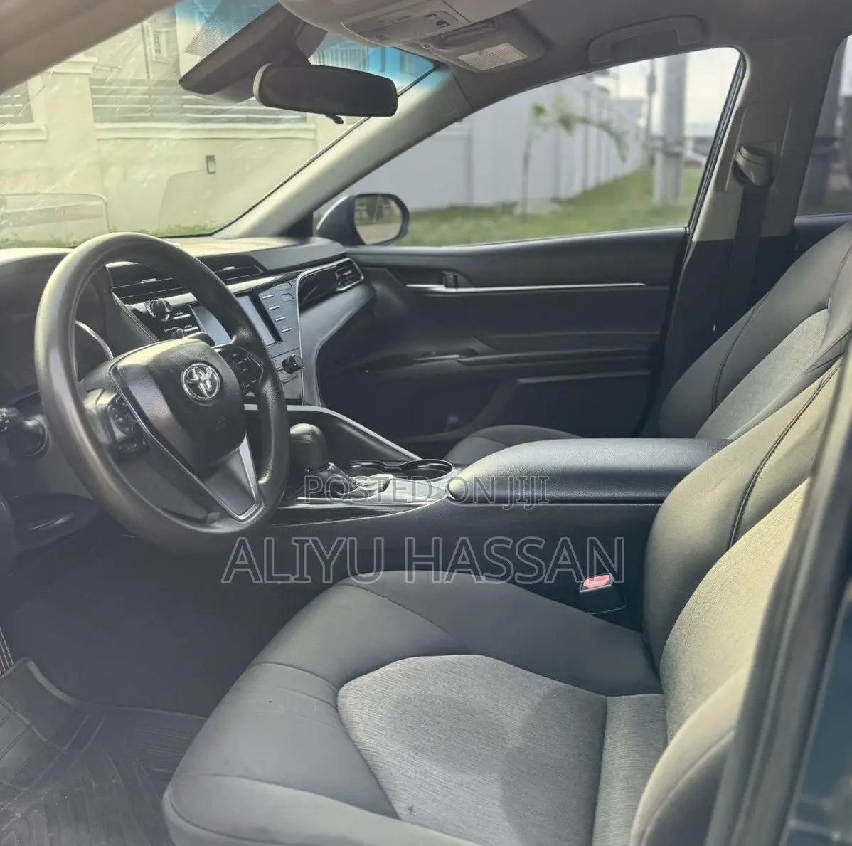 Toyota Camry 2019