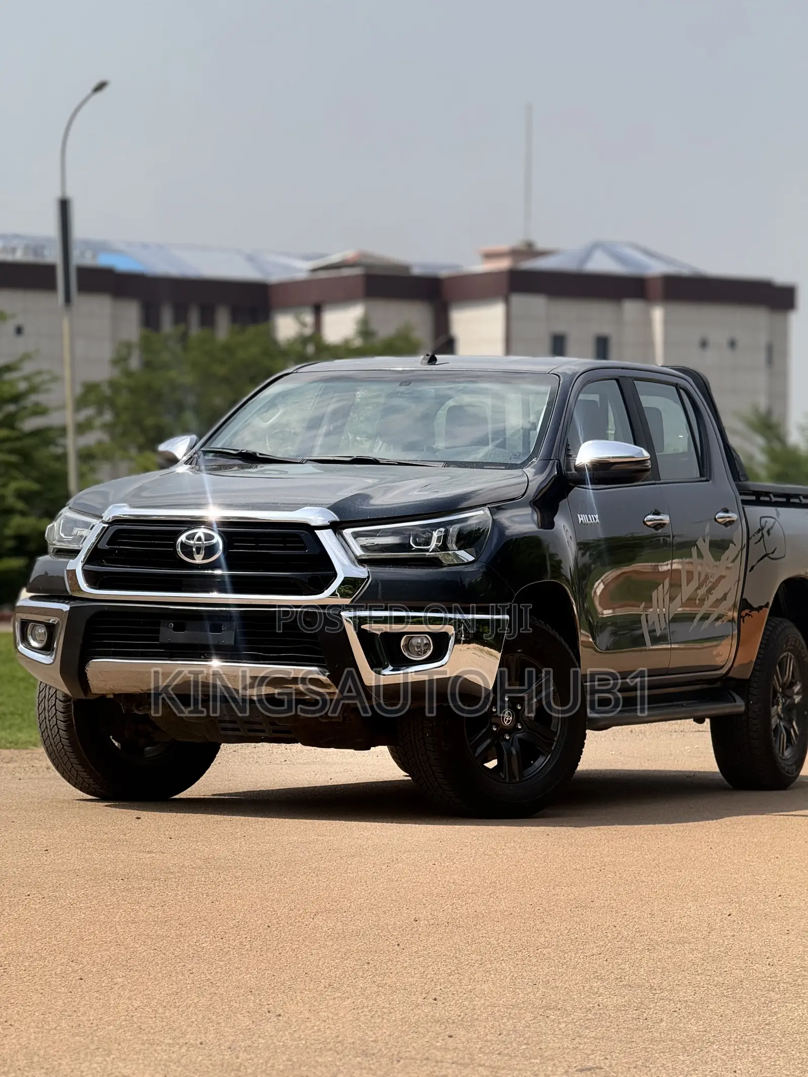 Toyota Hilux 2021 Gray
