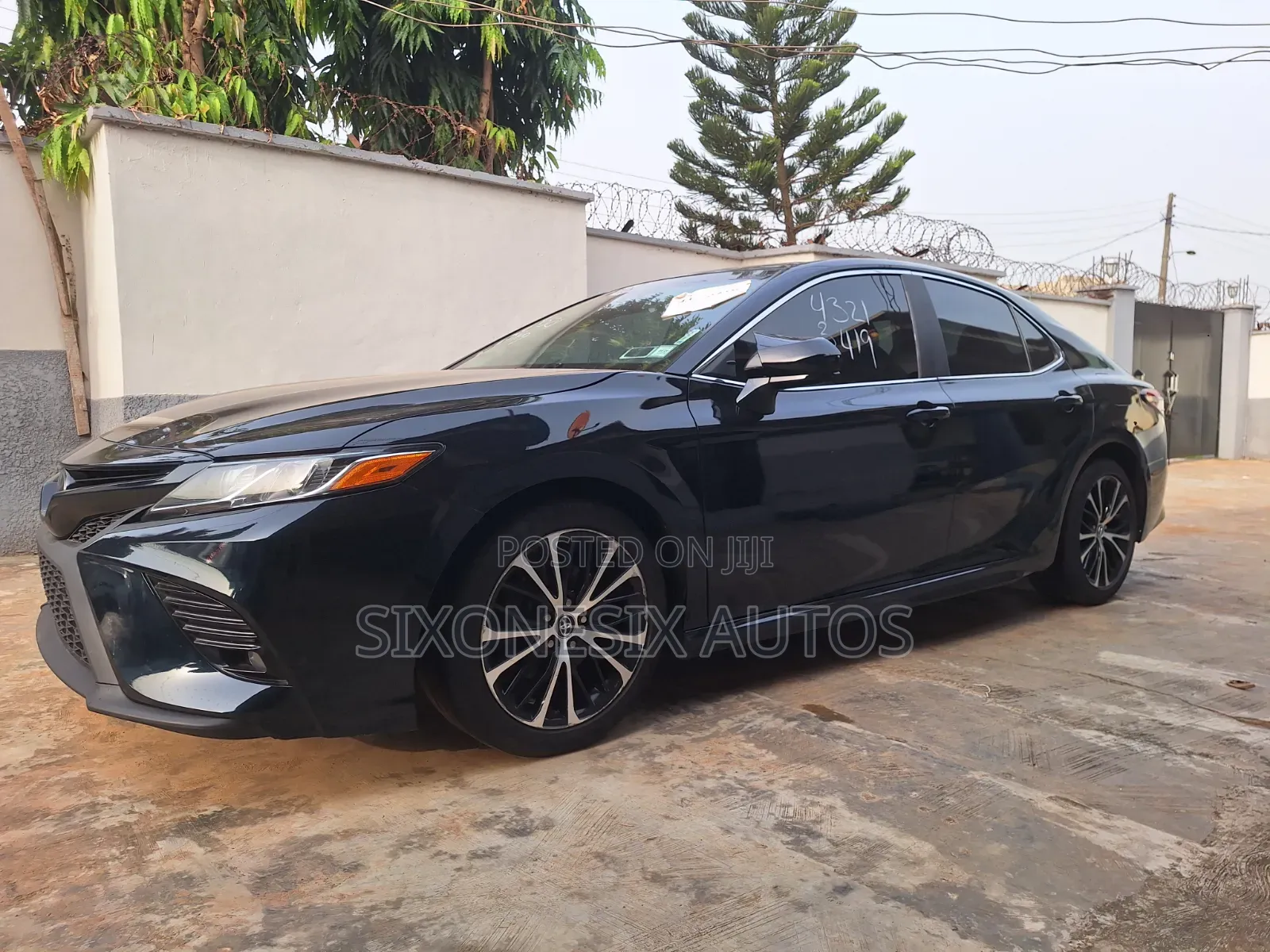 Toyota Camry 2018 Green
