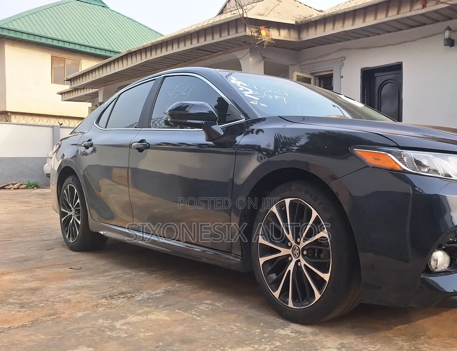 Toyota Camry 2018 Green