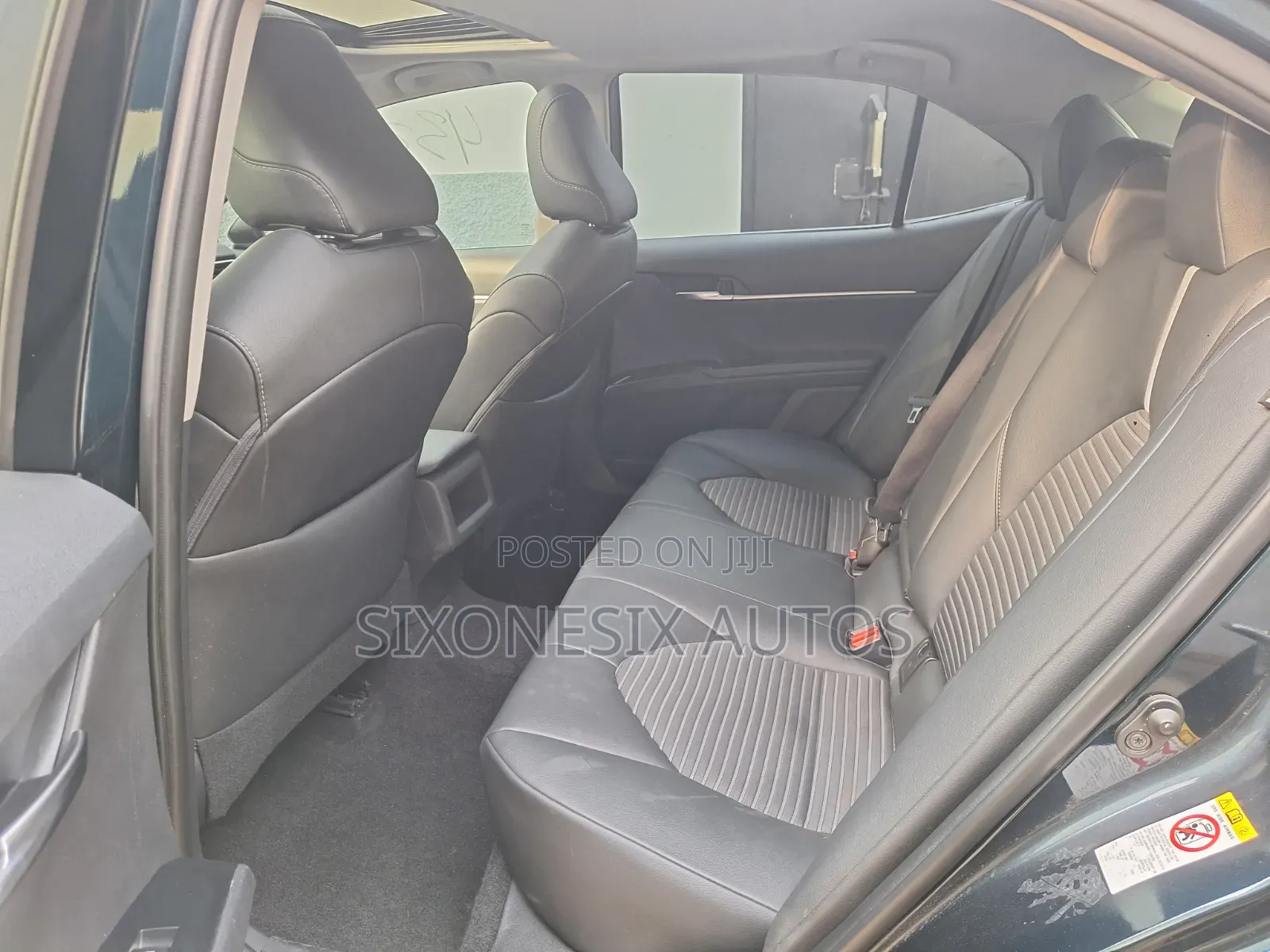 Toyota Camry 2018 Green