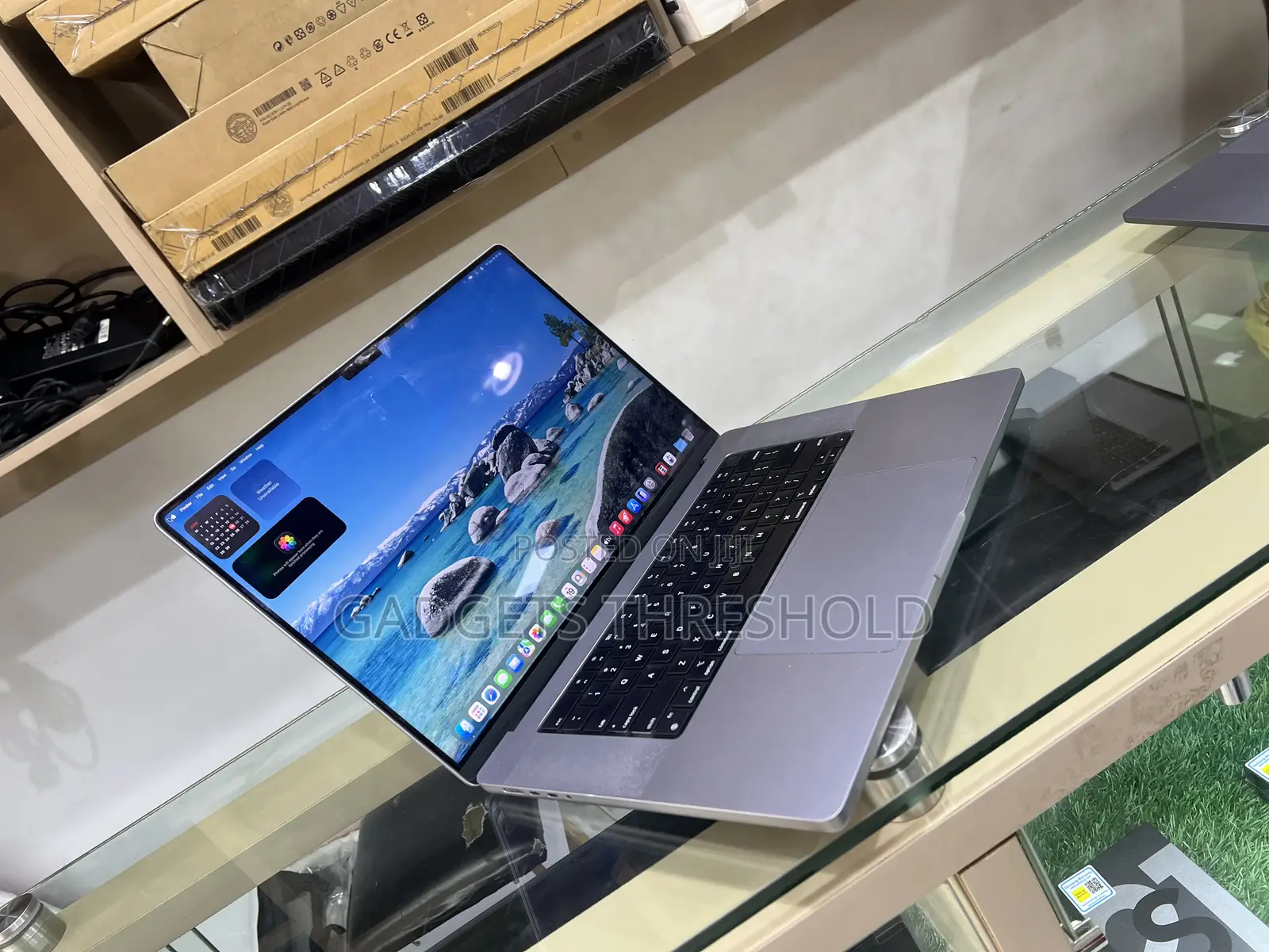 Laptop Apple MacBook Pro 2021 M1 16GB Apple M1 Pro SSD 512GB