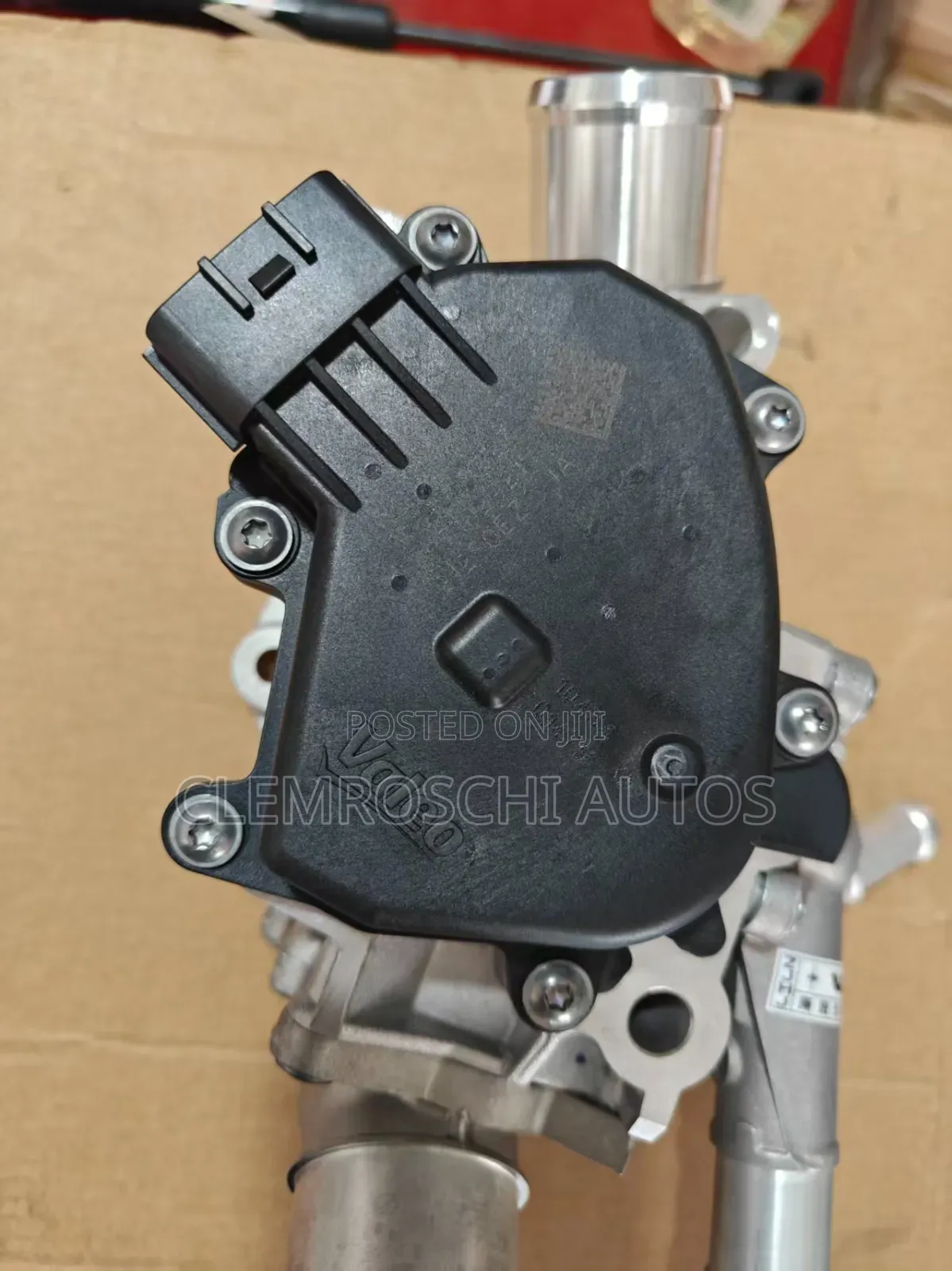 High Quality Certified Brandnew Water Housing Thermostat Infiniti Qx80