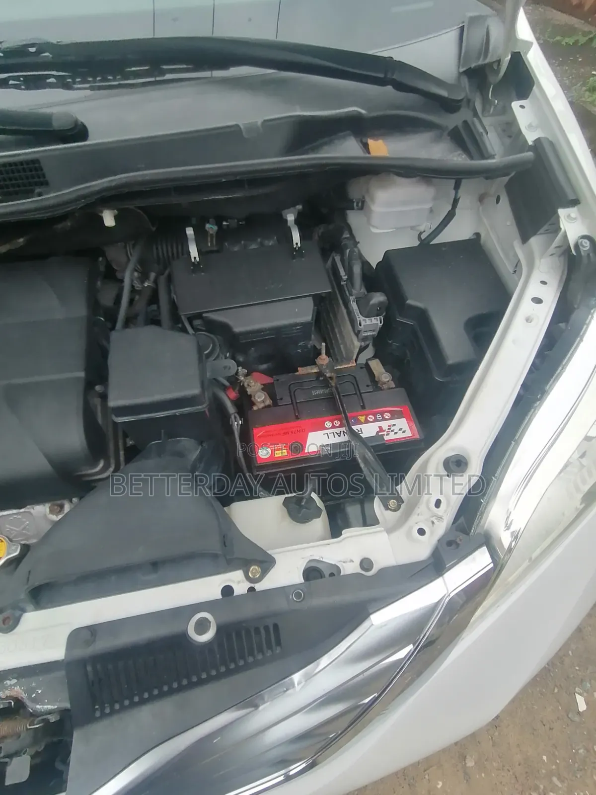 Toyota Sienna 2011 White