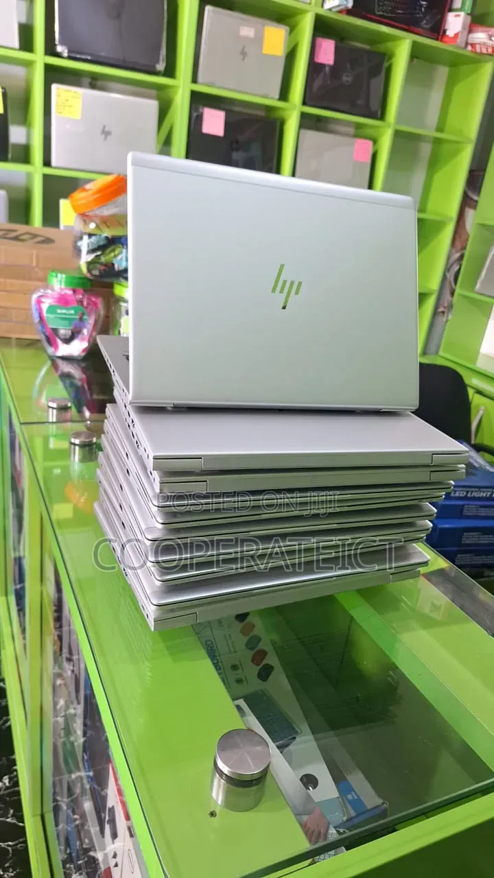 Laptop HP EliteBook 830 G5 8GB Intel SSD 256GB