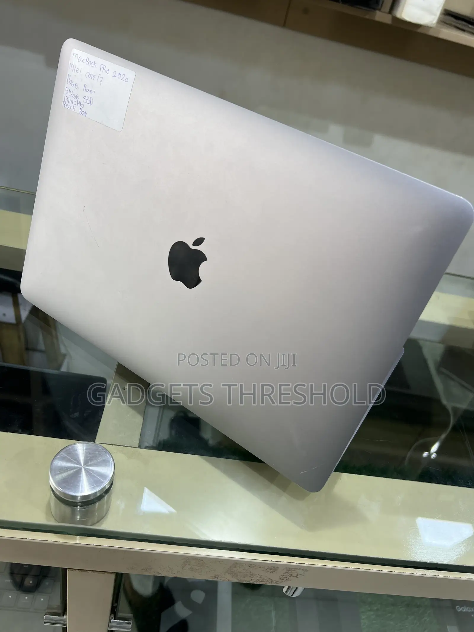 Laptop Apple MacBook Pro 2020 16GB Intel Core i7 SSD 512GB