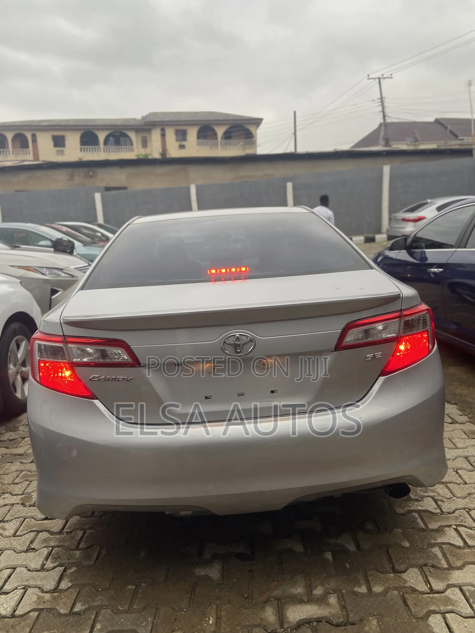 Toyota Camry 2013 Silver