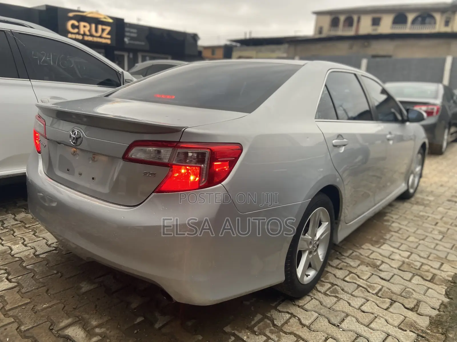 Toyota Camry 2013 Silver
