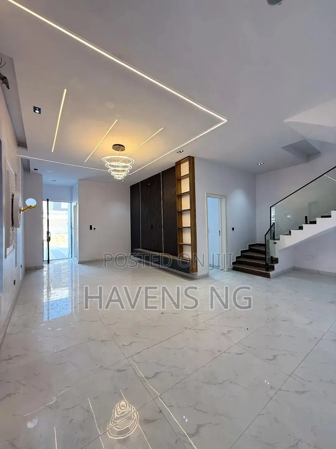 4bdrm Duplex in Ikota for sale