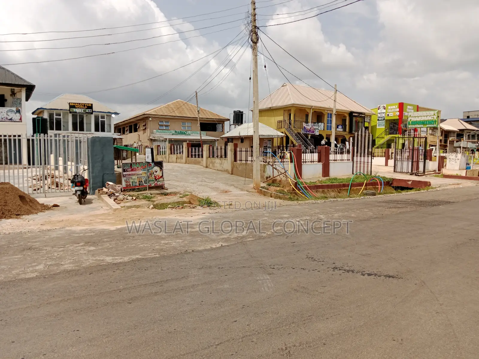Big Shop Facing Main Road at Ilesa Garage Roundabout, Osogbo