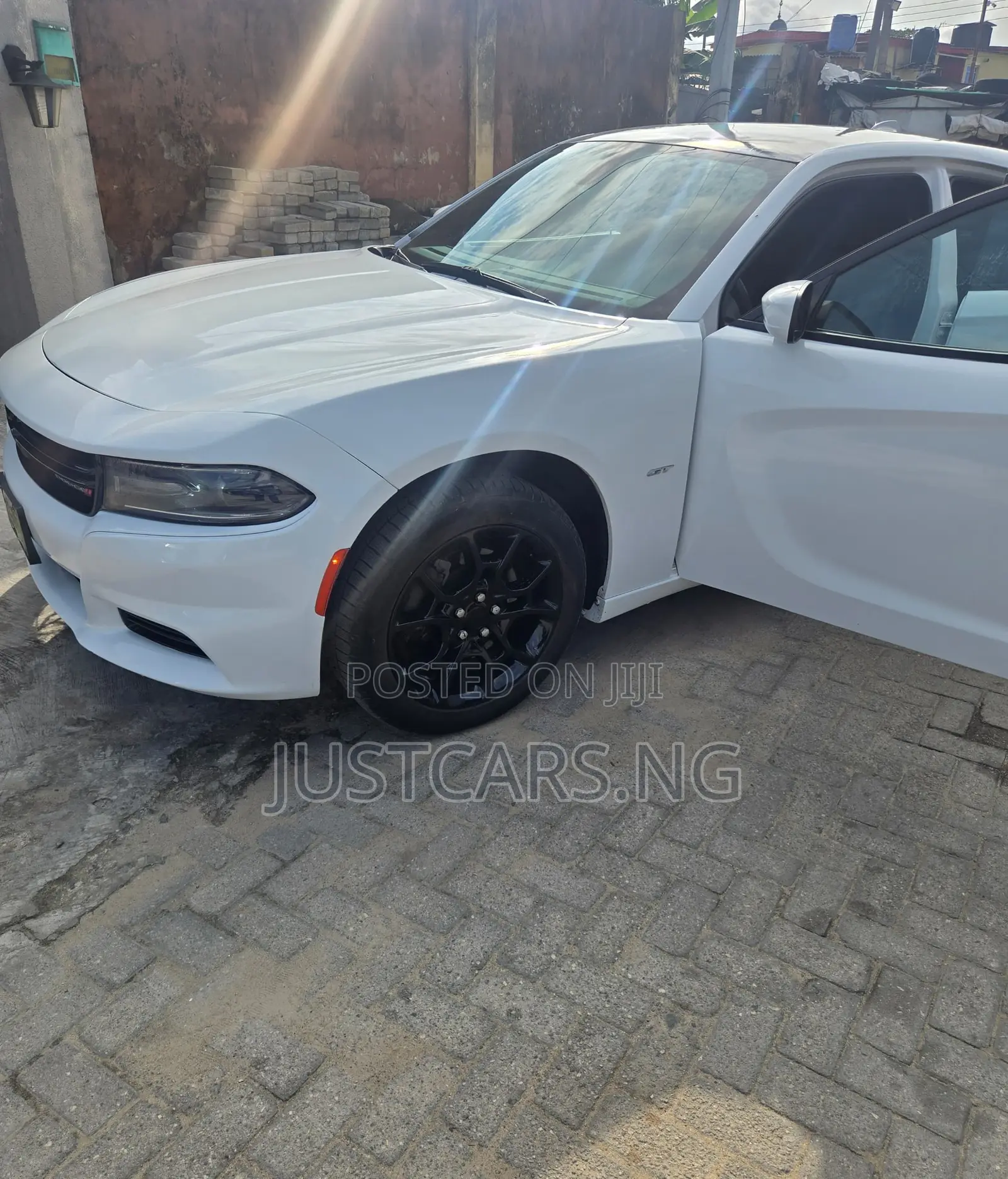 Dodge Charger 2019 White