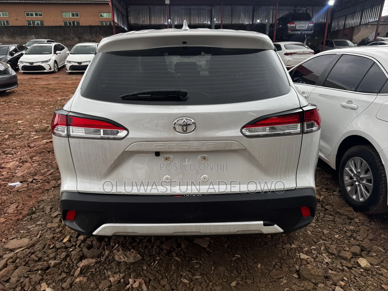 Toyota Corolla Cross XLE 4WD 2024 White