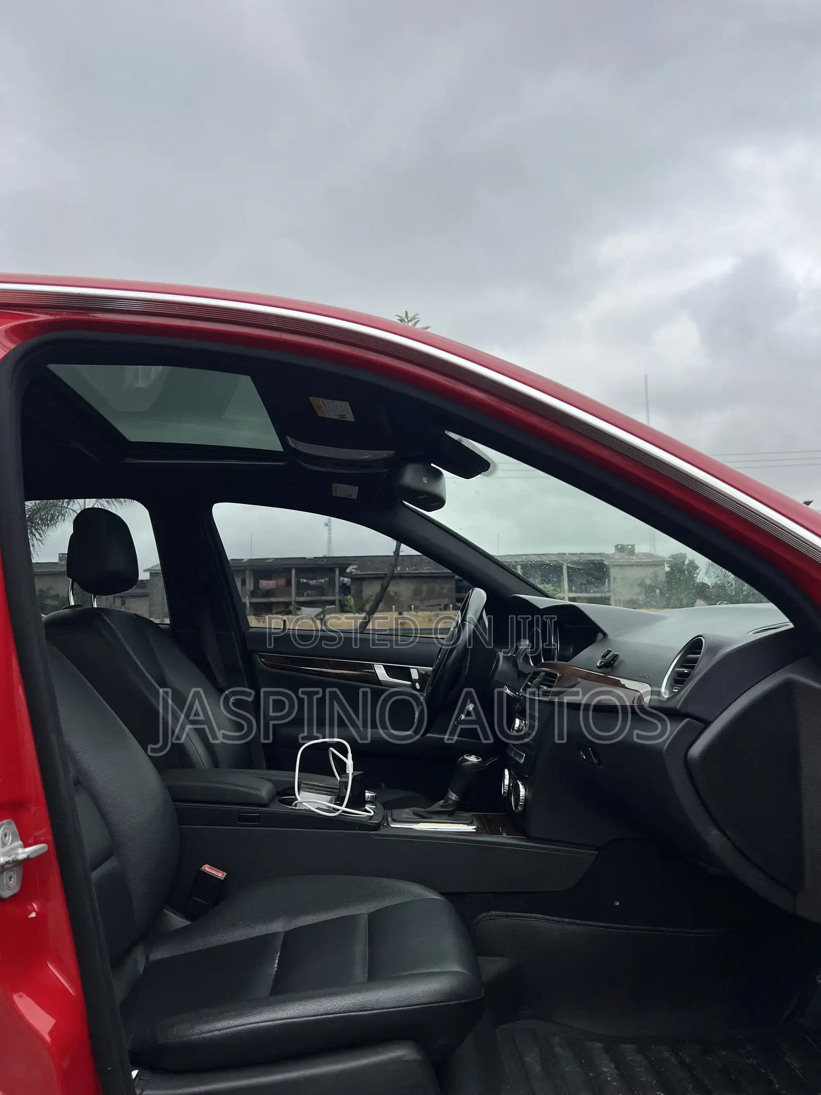 Mercedes-Benz C300 2012 Red
