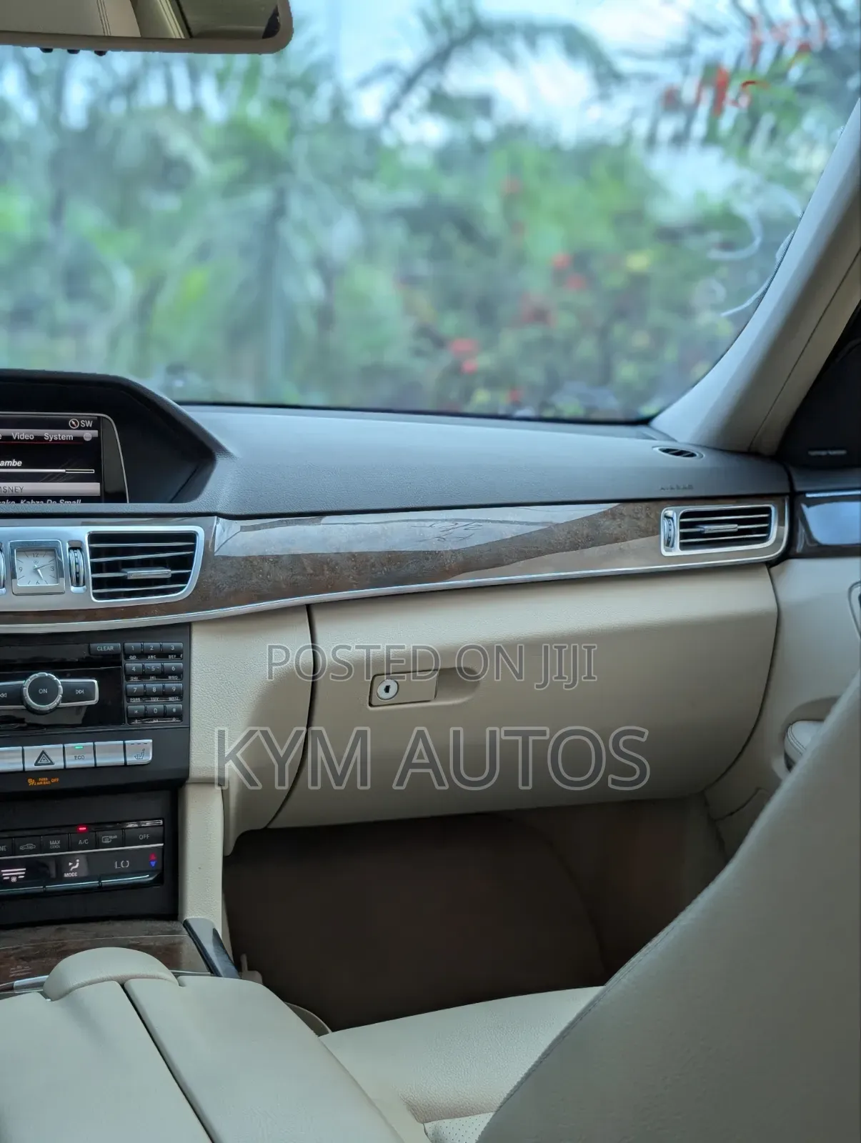 Mercedes-Benz E350 2014 White