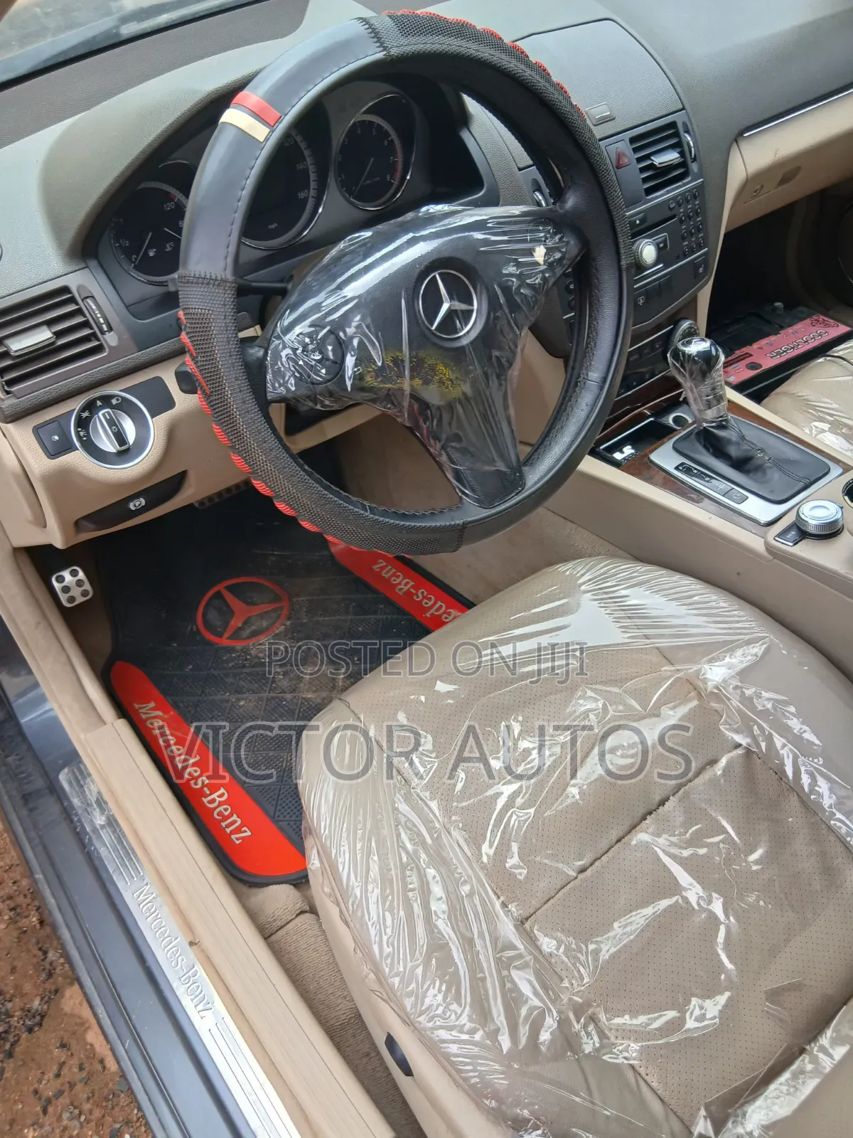 Mercedes-Benz C300 2009 Gray