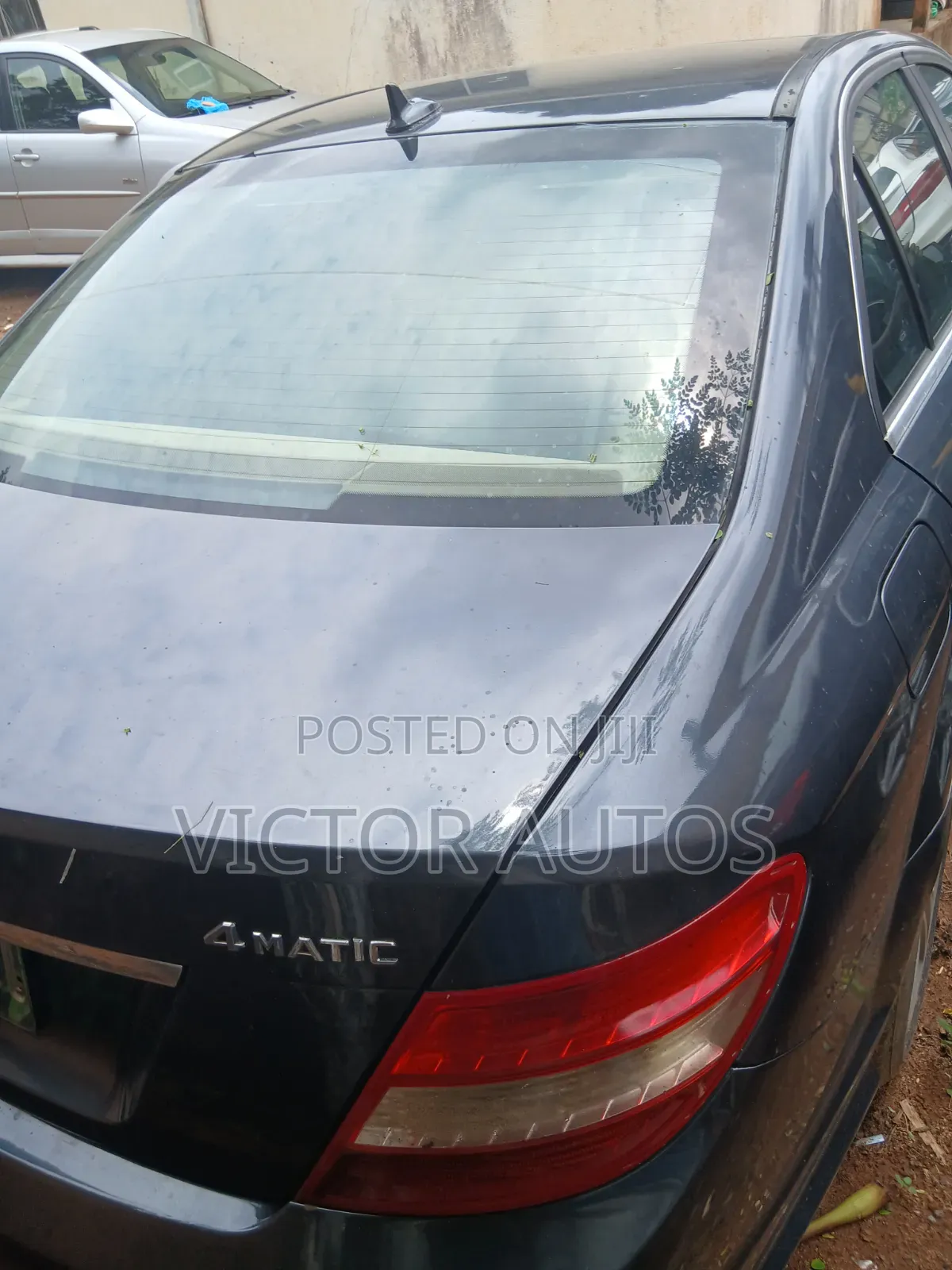 Mercedes-Benz C300 2009 Gray