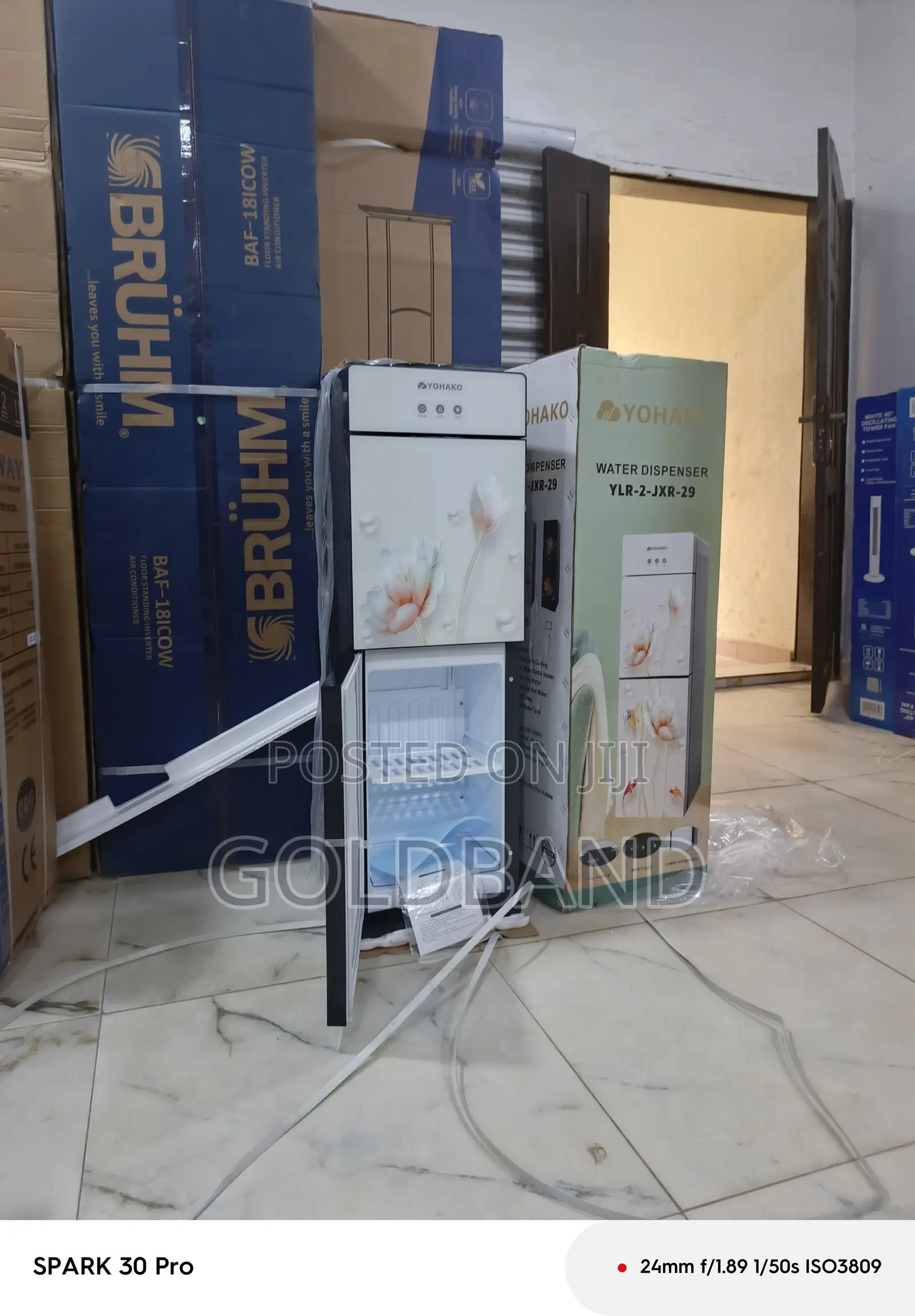 Yohako Ylr-2-JXR-29 3-Tap Water Dispenser With Refrigerator