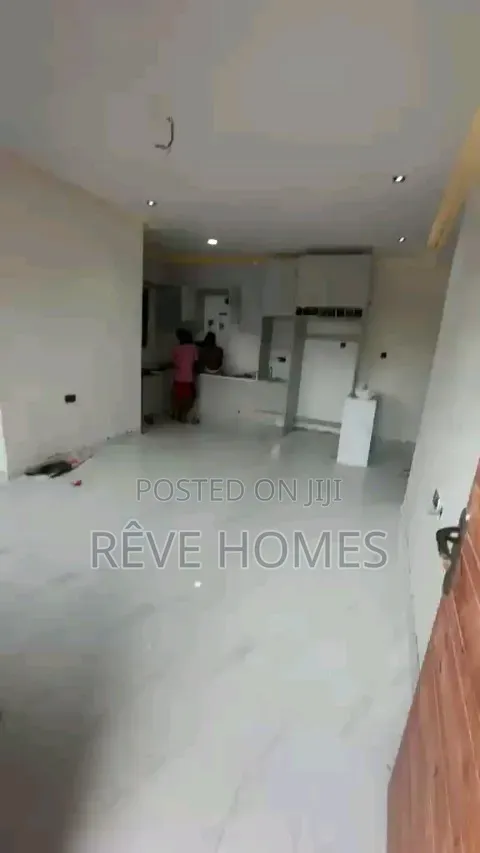 Furnished 2bdrm Apartment in Fola Agoro for rent