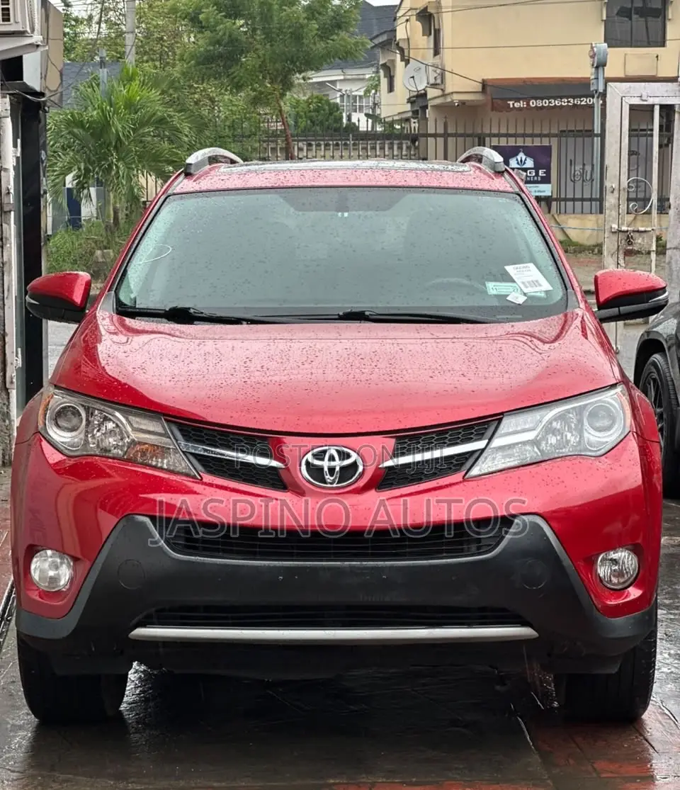 Toyota RAV4 2014 Red