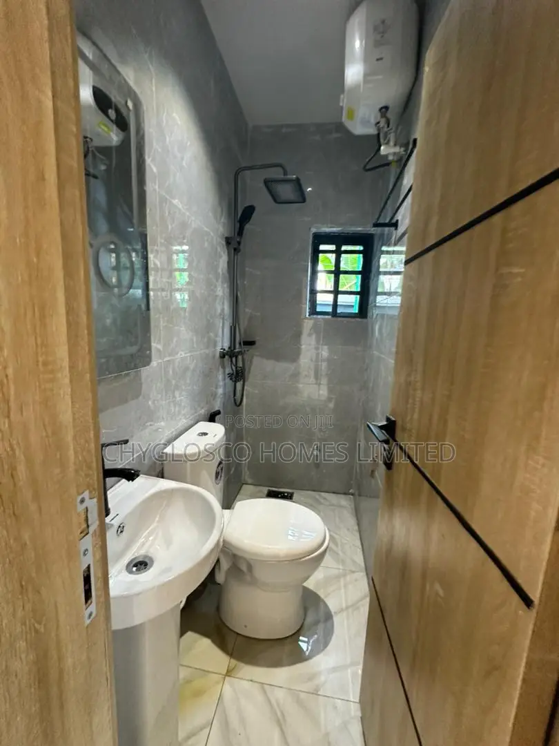 Studio Apartment in Rukpokwu for sale