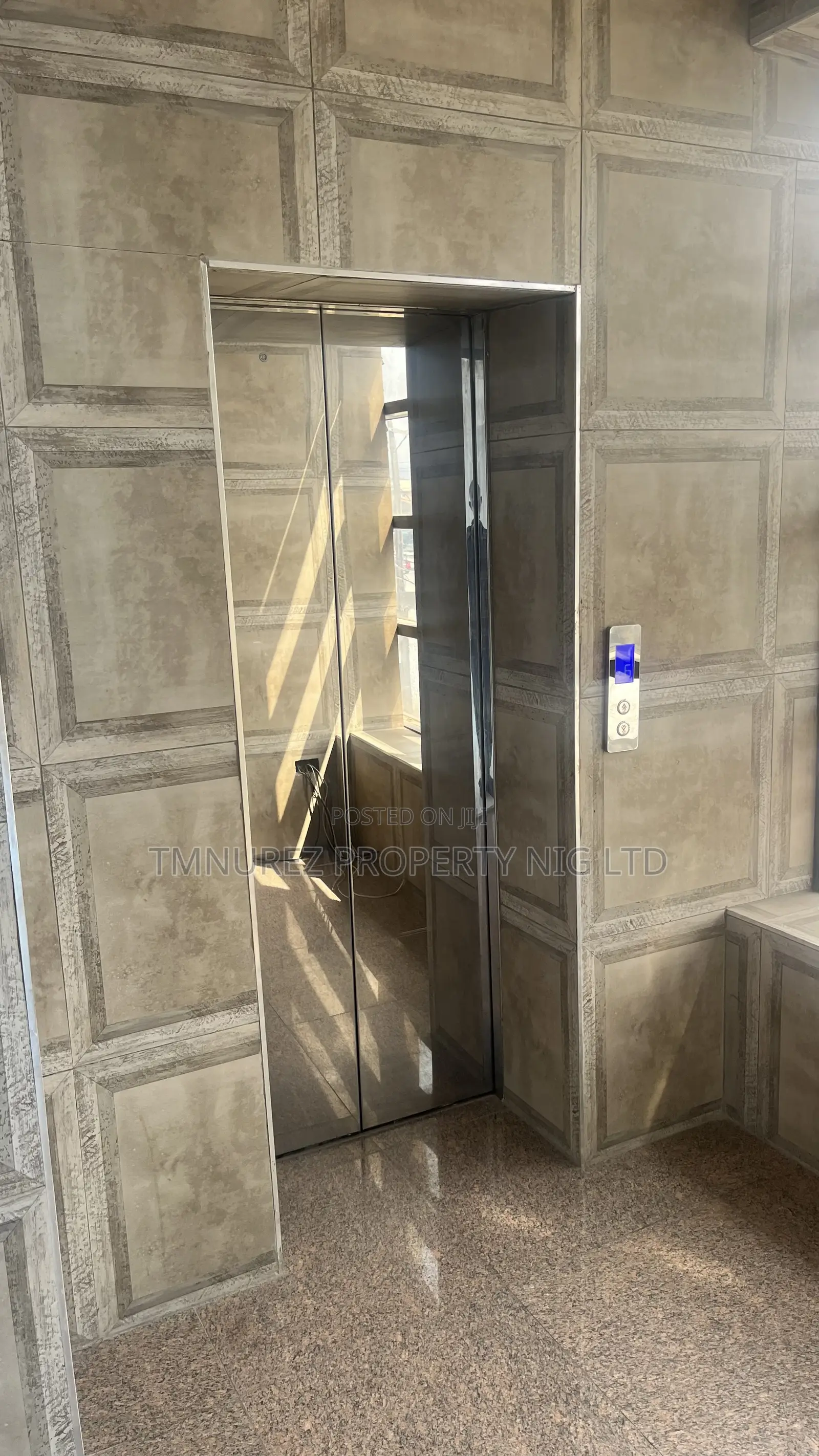 Showroom Space,Multipurpose Built