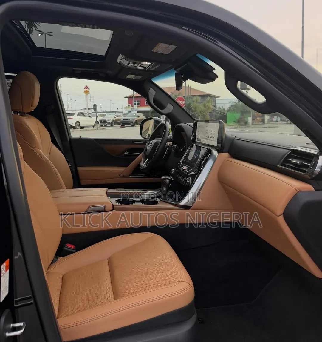 Lexus LX 500d 2026 Black