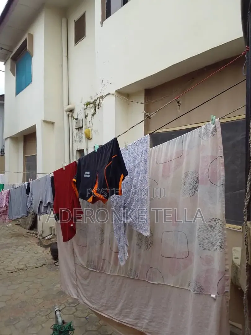Furnished 3bdrm Block of Flats in White House, Iju-Ishaga for rent