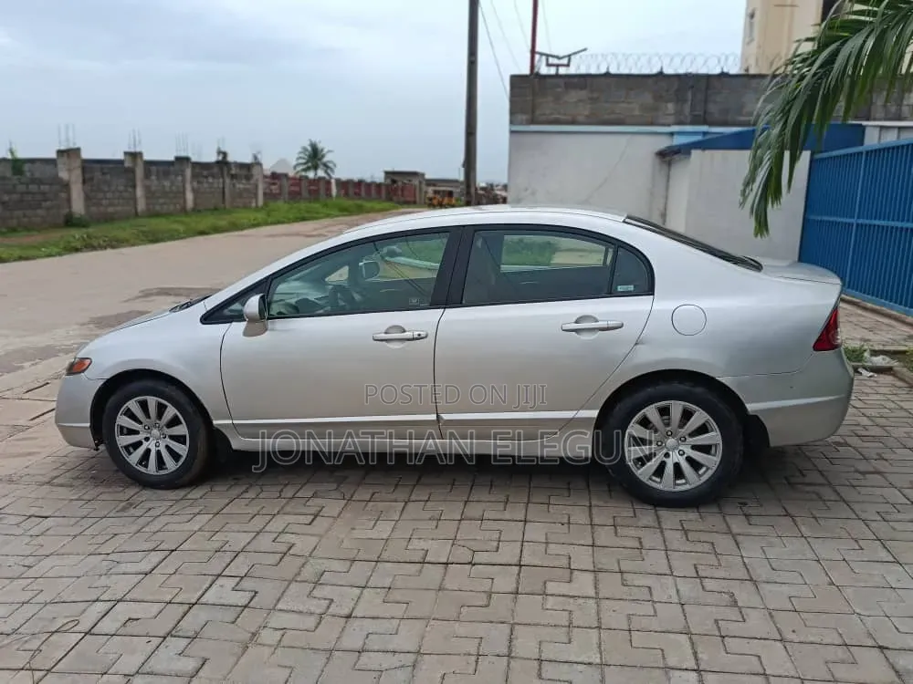 Honda Civic 1.8 2007 Silver