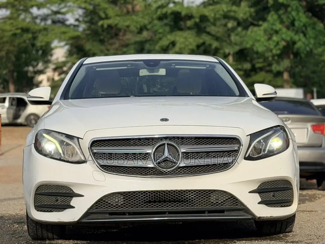 Mercedes-Benz E300 4Matic AWD Sedan (2.0L 4cyl 9A) 2017 White