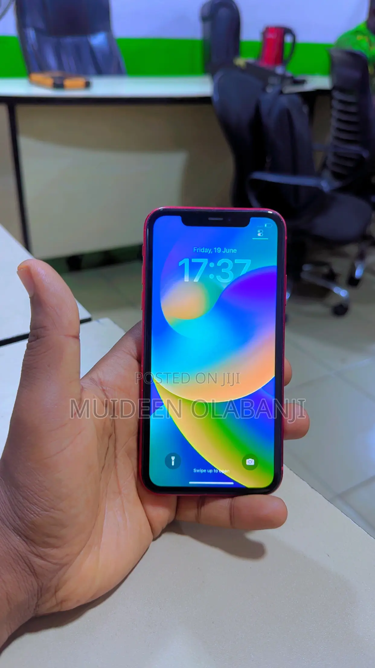 Apple iPhone 11 64 GB Red