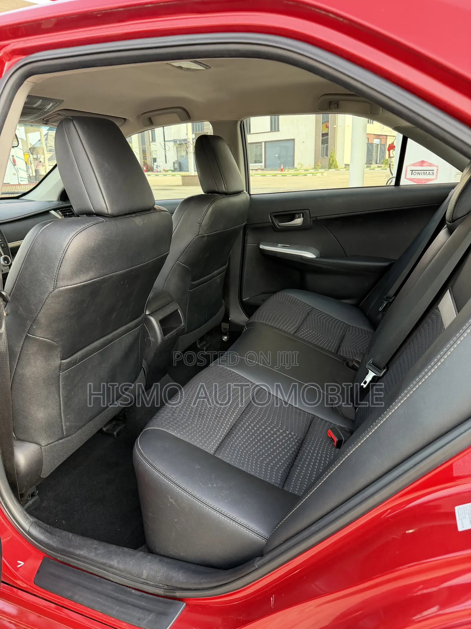 Toyota Camry SE 4dr Sedan (2.5L 4cyl 6A) 2013 Red